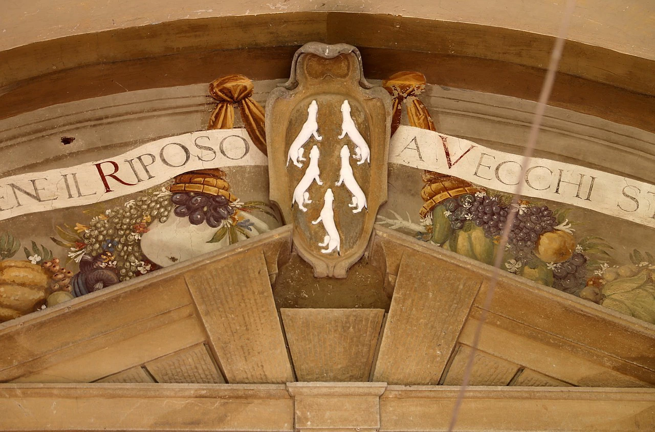 Villa Il Riposo dei Vecchietti - stemma Vecchietti